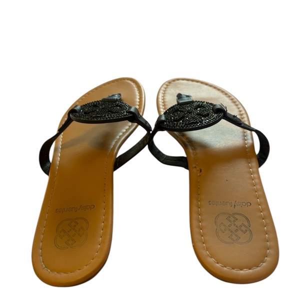 Daisy Fuentes Sandals Size 9 - Picture 2 of 4